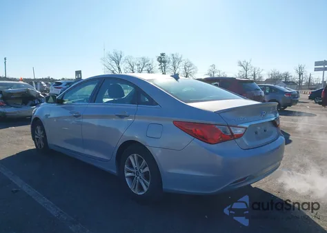 2013 Hyundai Sonata Gls z USA, uszkodzony, nr VIN 5NPEB4AC9DH642371